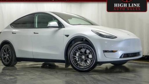 TESLA MODEL Y 2020 5YJYGDEE7LF004384 image